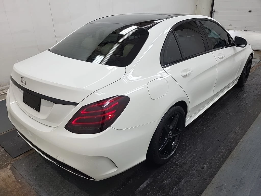 Mercedes-Benz C 300 2017 CARFAX * ��� ������������ ������ | Mobile.bg � ����������� 4