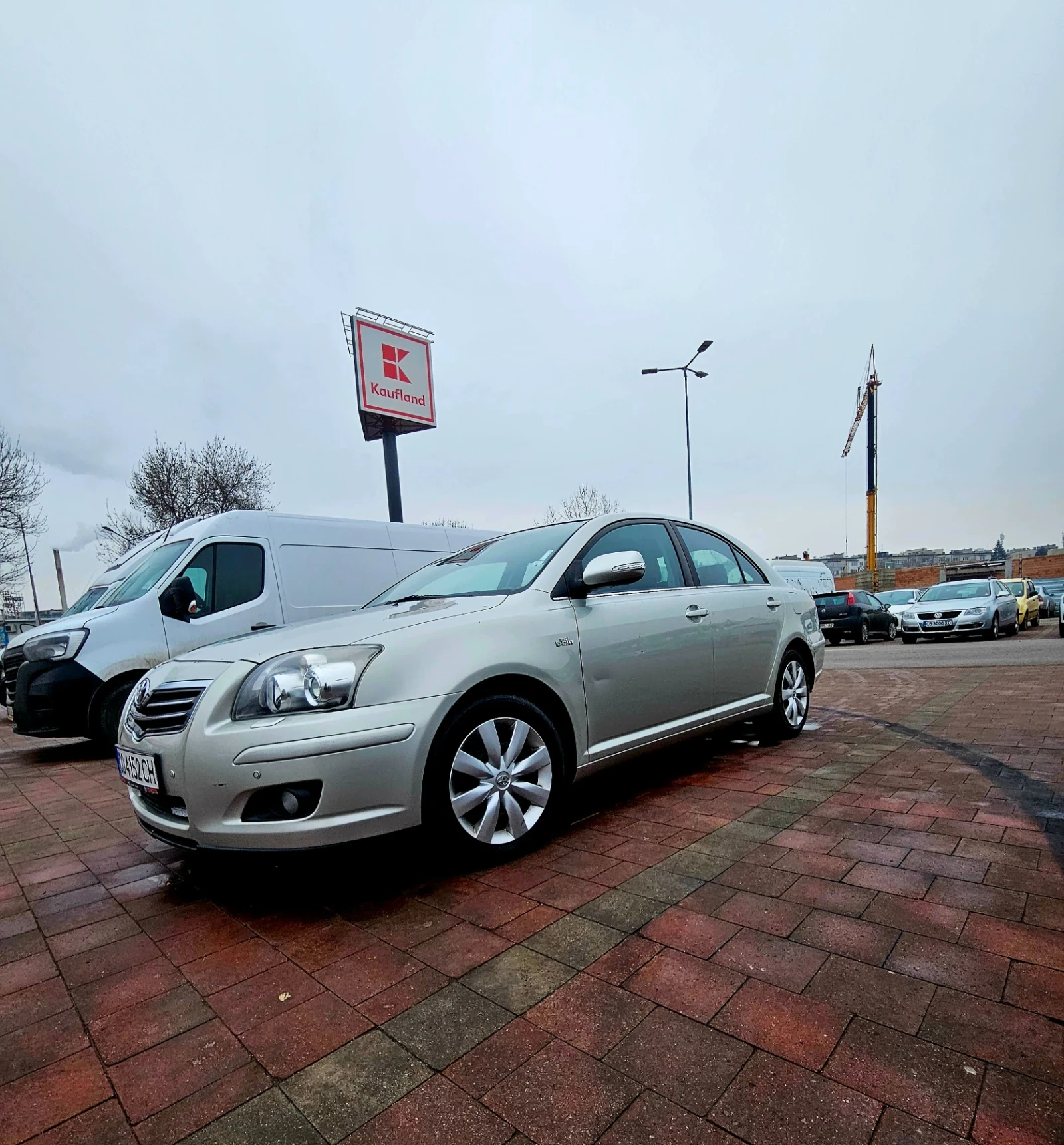 Toyota Avensis 2, 2 D-Cat - изображение 2