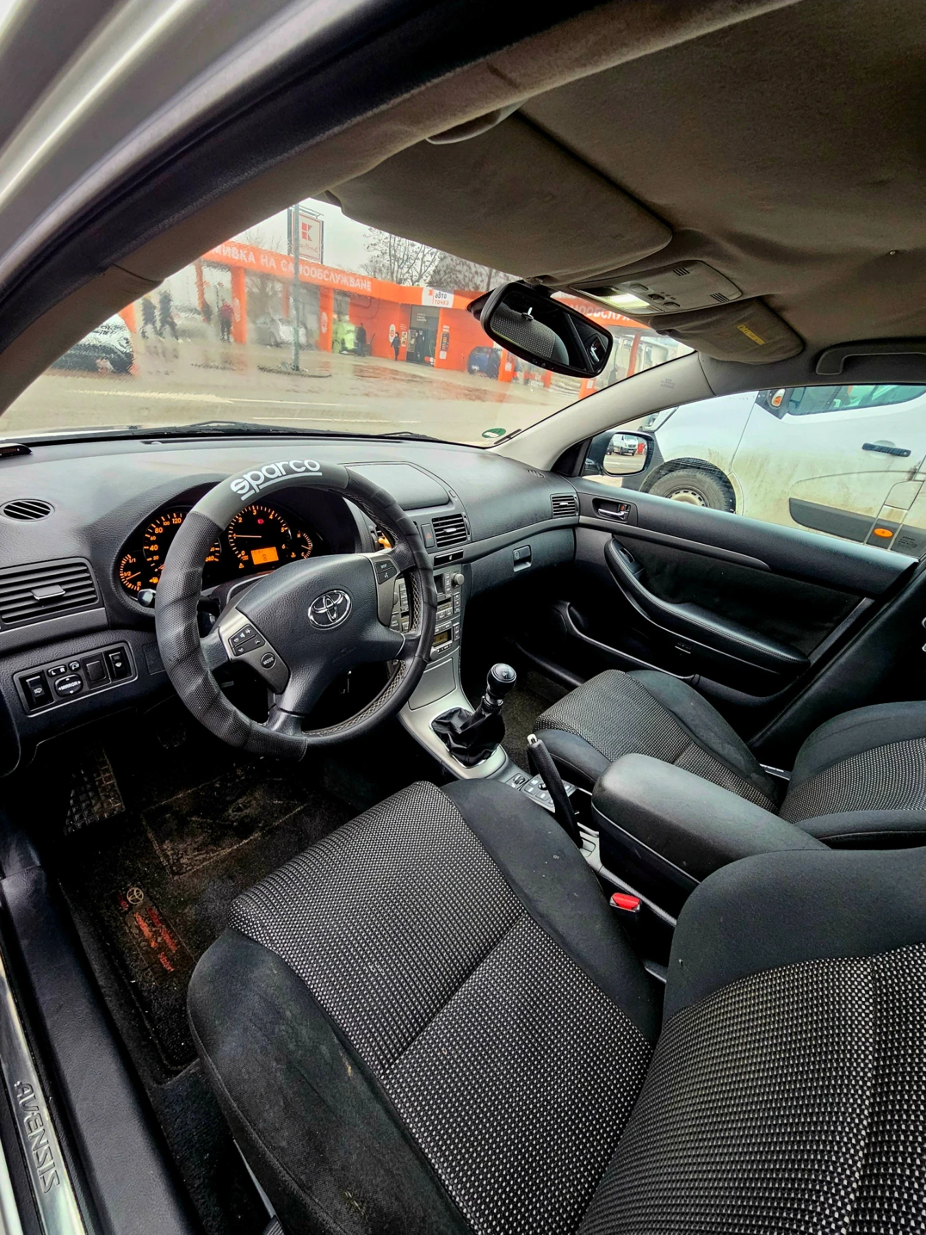 Toyota Avensis 2, 2 D-Cat - изображение 8