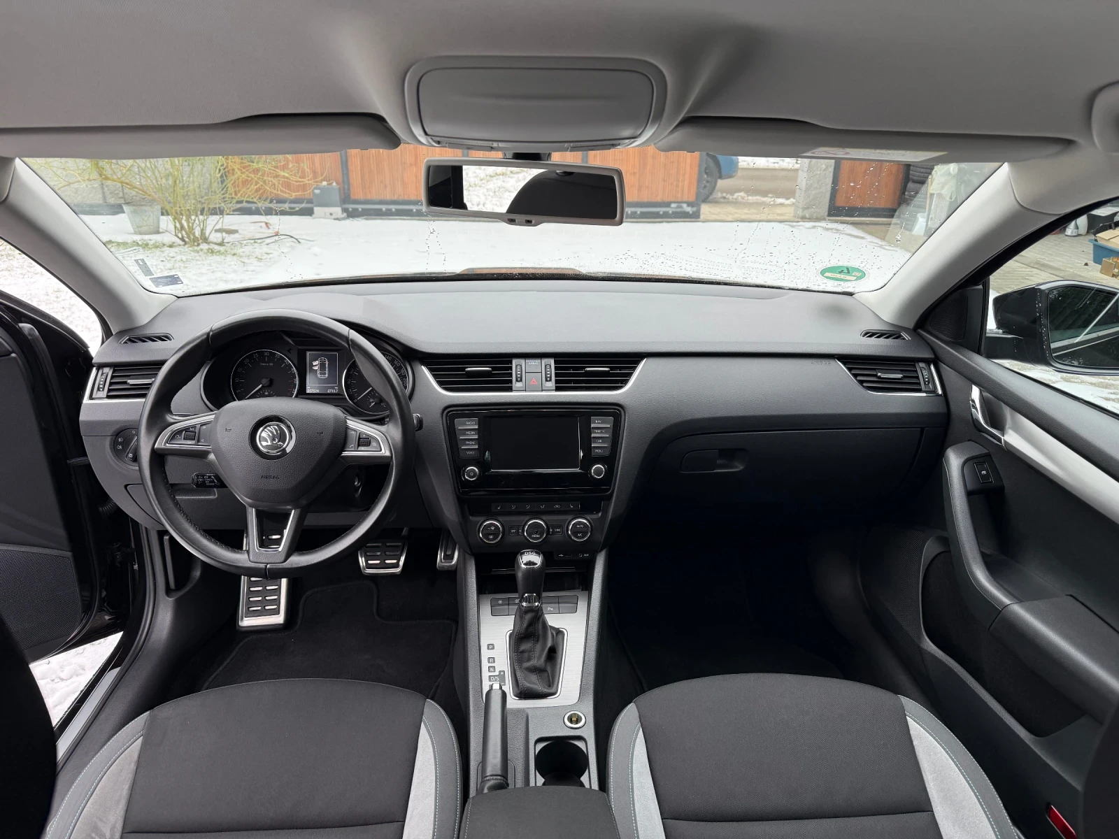 Skoda Octavia JOY 2.0 TDI 150 DSG - изображение 8