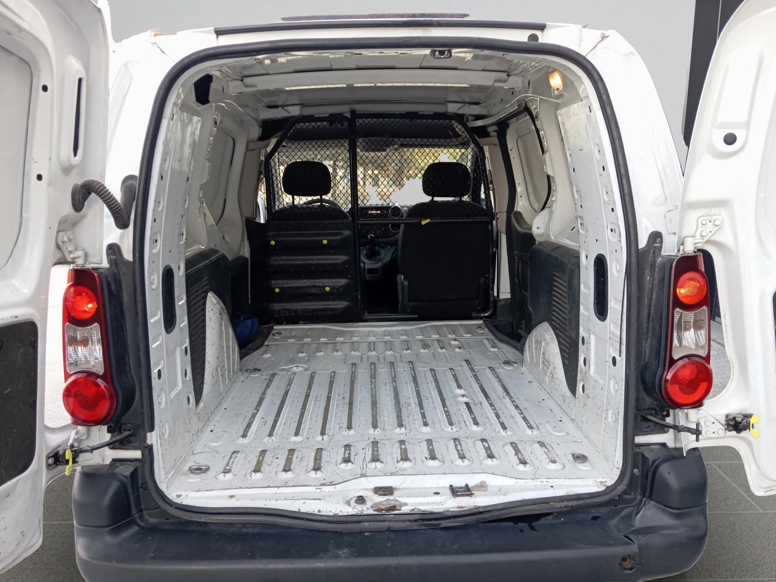 Peugeot Partner NEW FRG LONG 1.6 BlueHDI 100 | Mobile.bg � ����������� 12