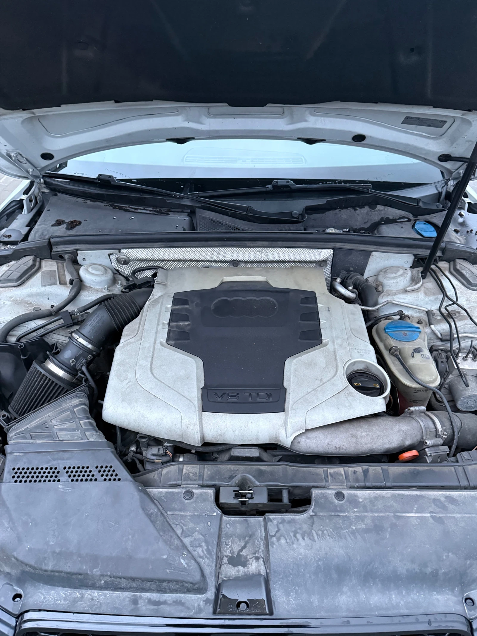 Audi A5 S-line, снимка 9 - Автомобили и джипове - 54000348