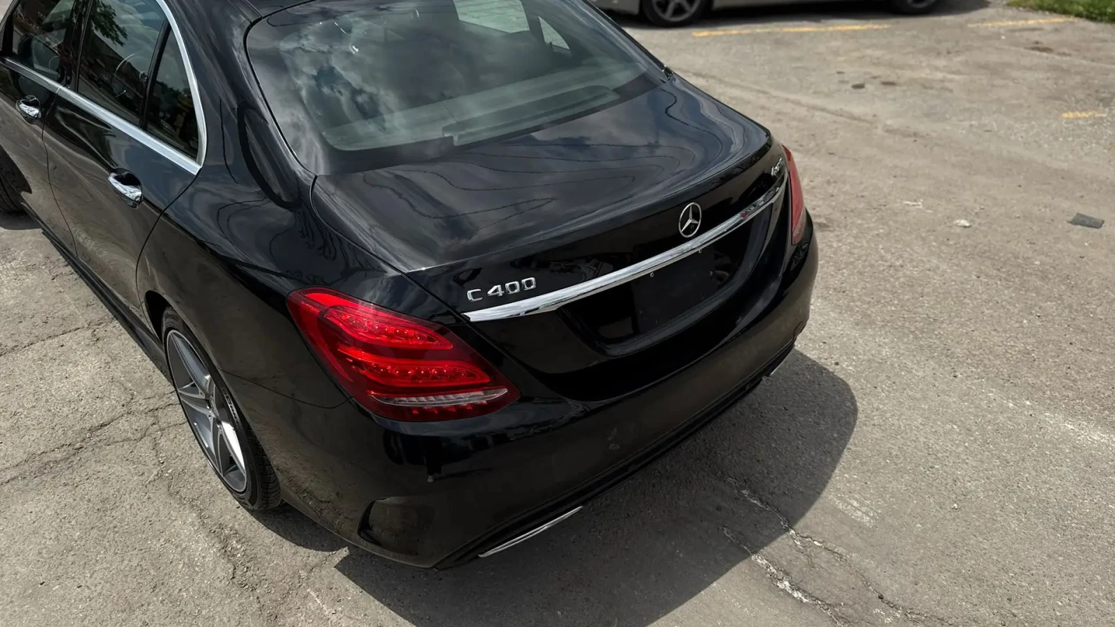 Mercedes-Benz C 400 AMG PACK* 4MATIC* CARFAX* АВТО КРЕДИТ* , снимка 3 - Автомобили и джипове - 54027469