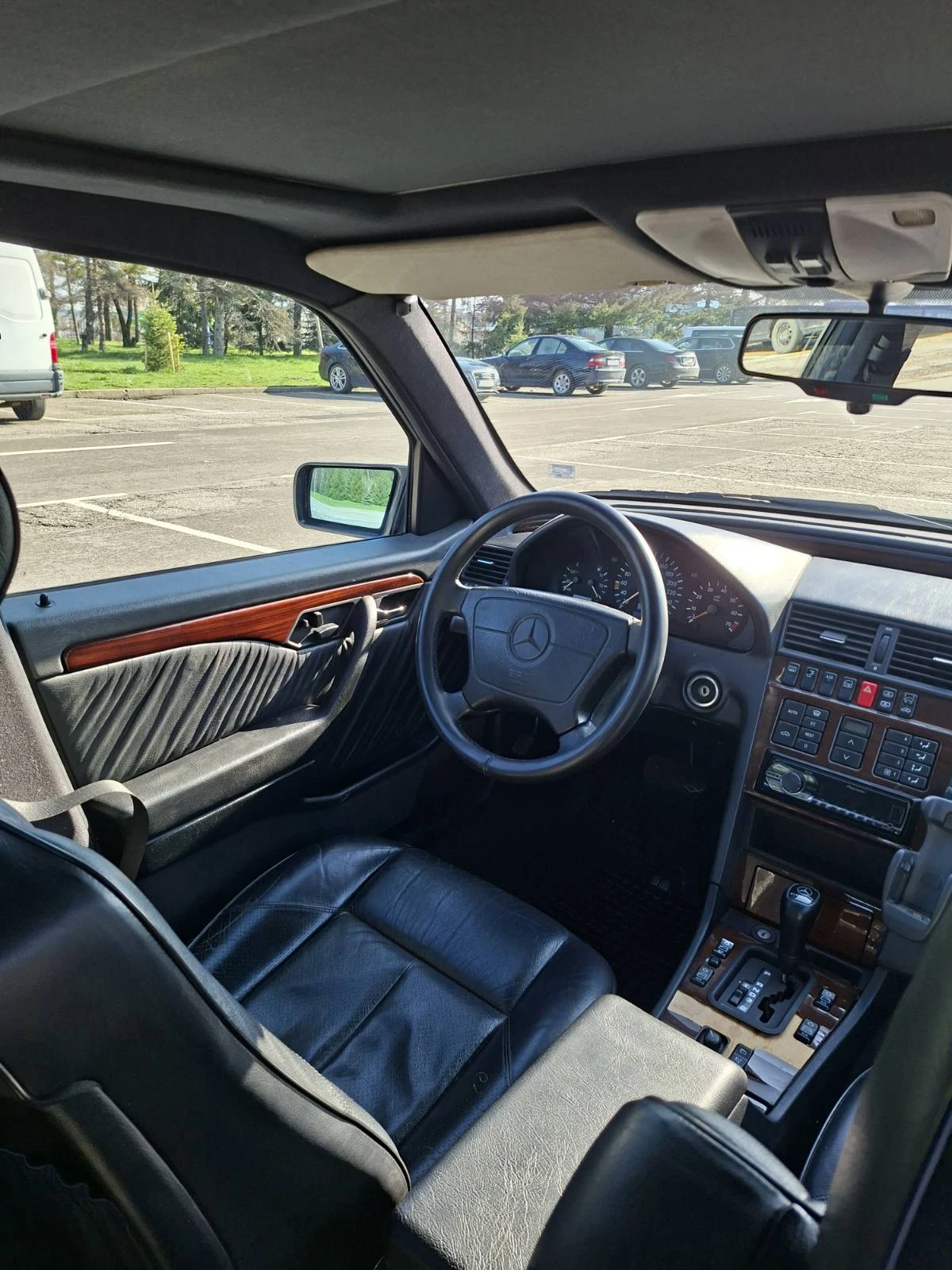 Mercedes-Benz C 280 AMG, снимка 7 - Автомобили и джипове - 54112214