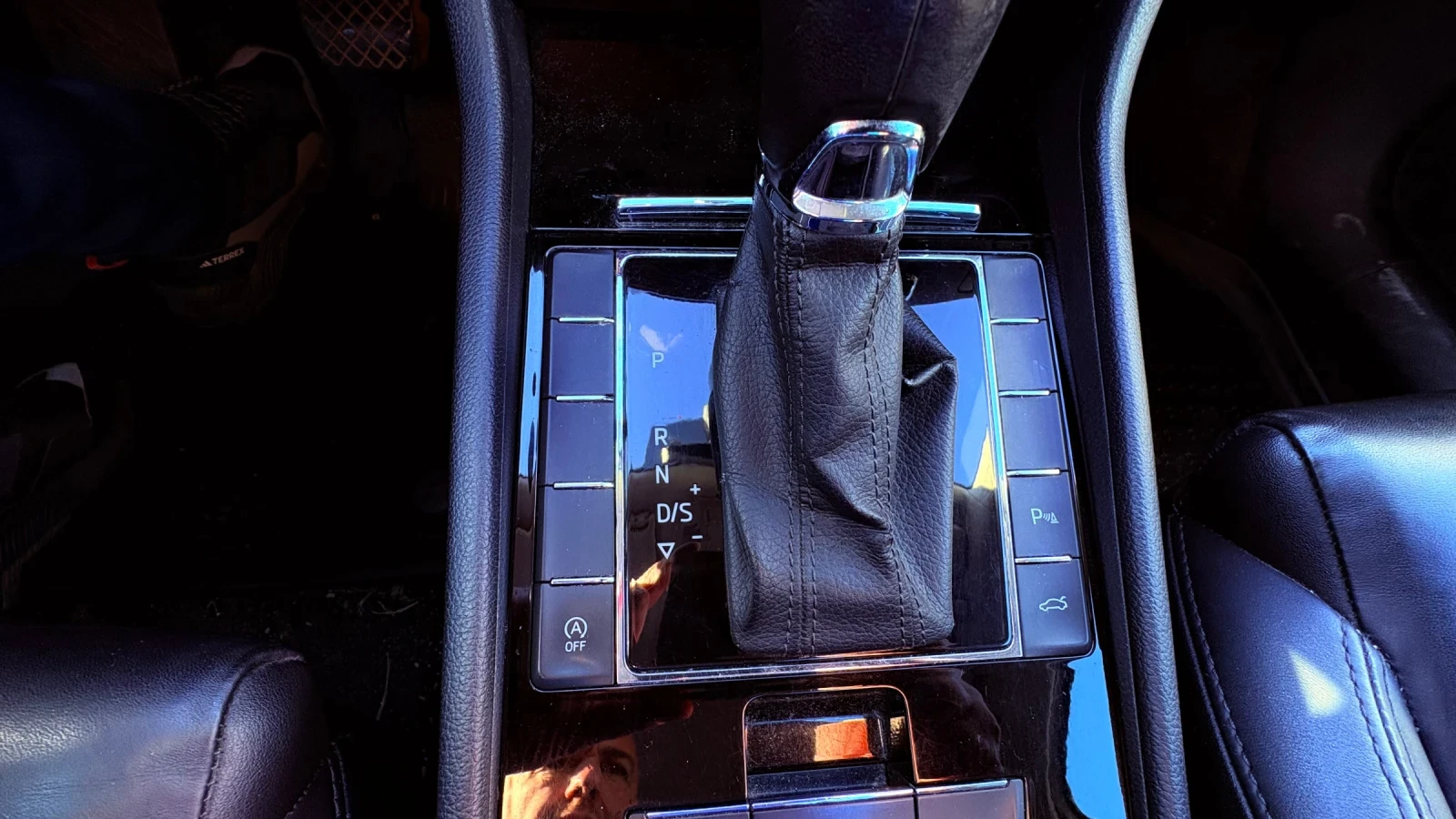 Skoda Superb, снимка 3 - Автомобили и джипове - 54197009