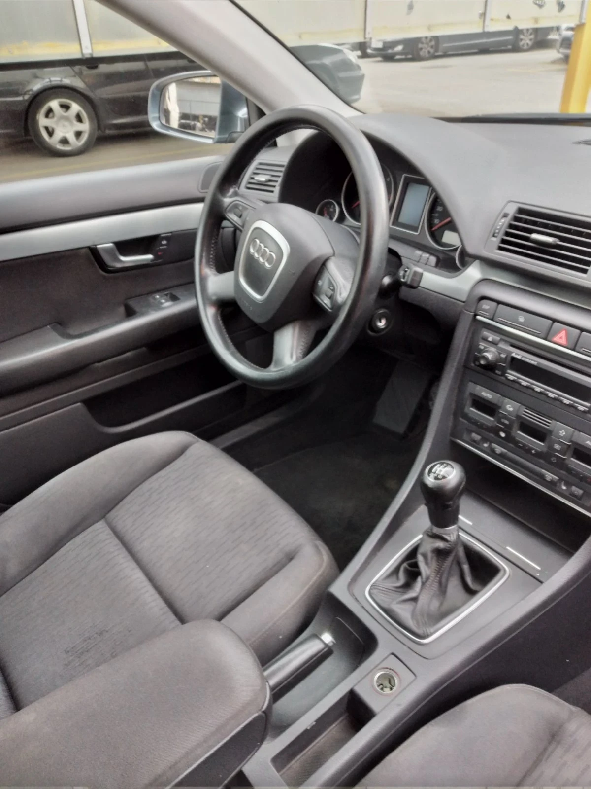 Audi A4 1.9 tdi Avant , снимка 8 - Автомобили и джипове - 54257312