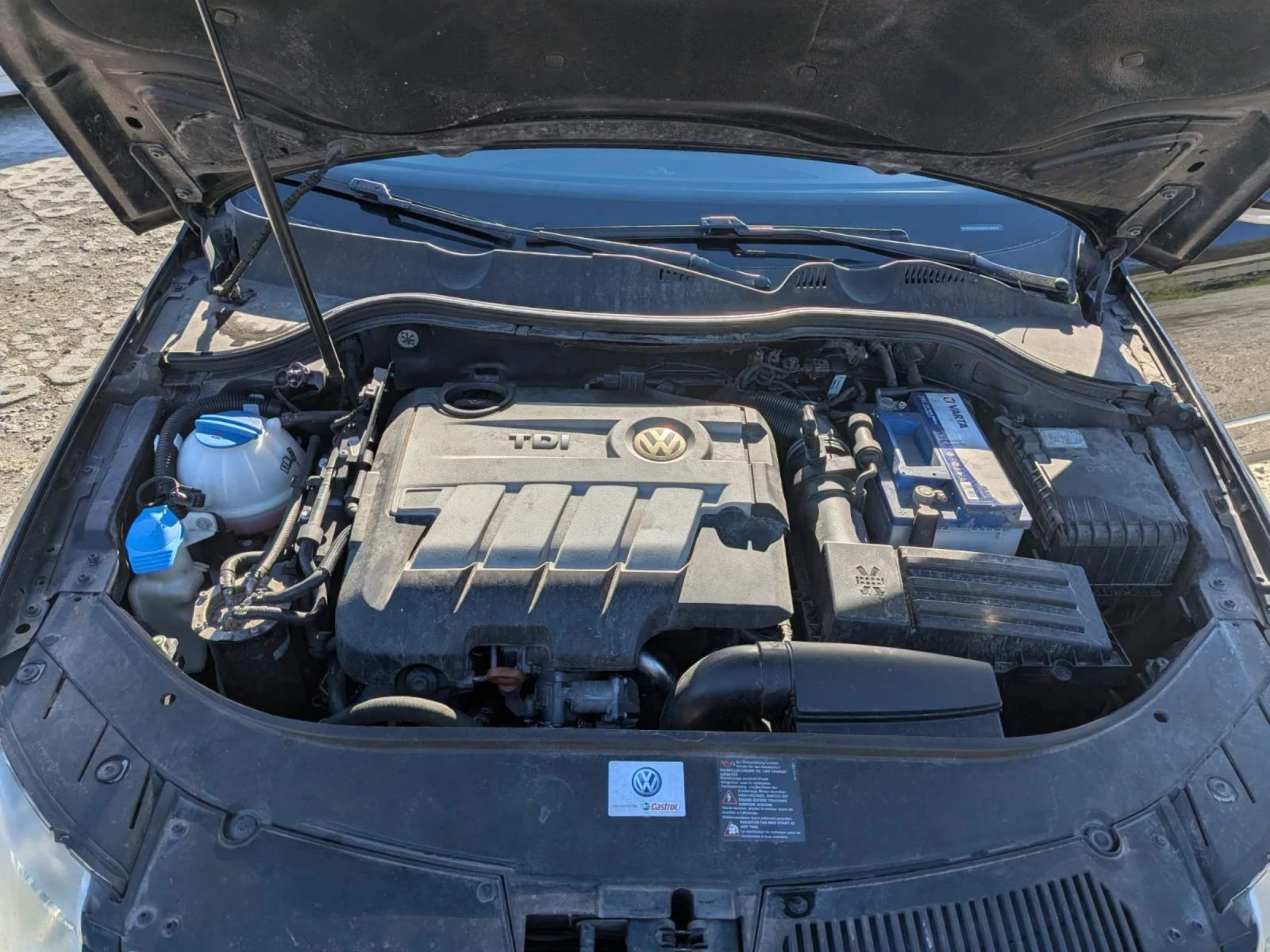 VW Passat, снимка 9 - Автомобили и джипове - 54323176