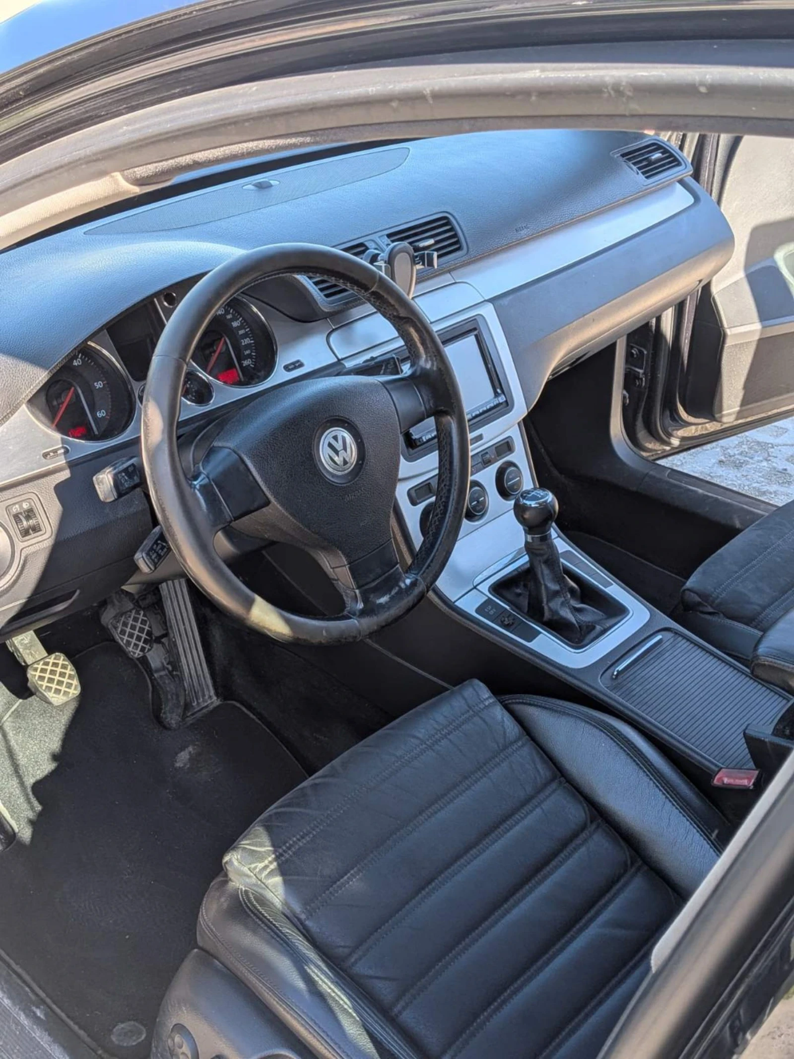 VW Passat, снимка 6 - Автомобили и джипове - 54323176