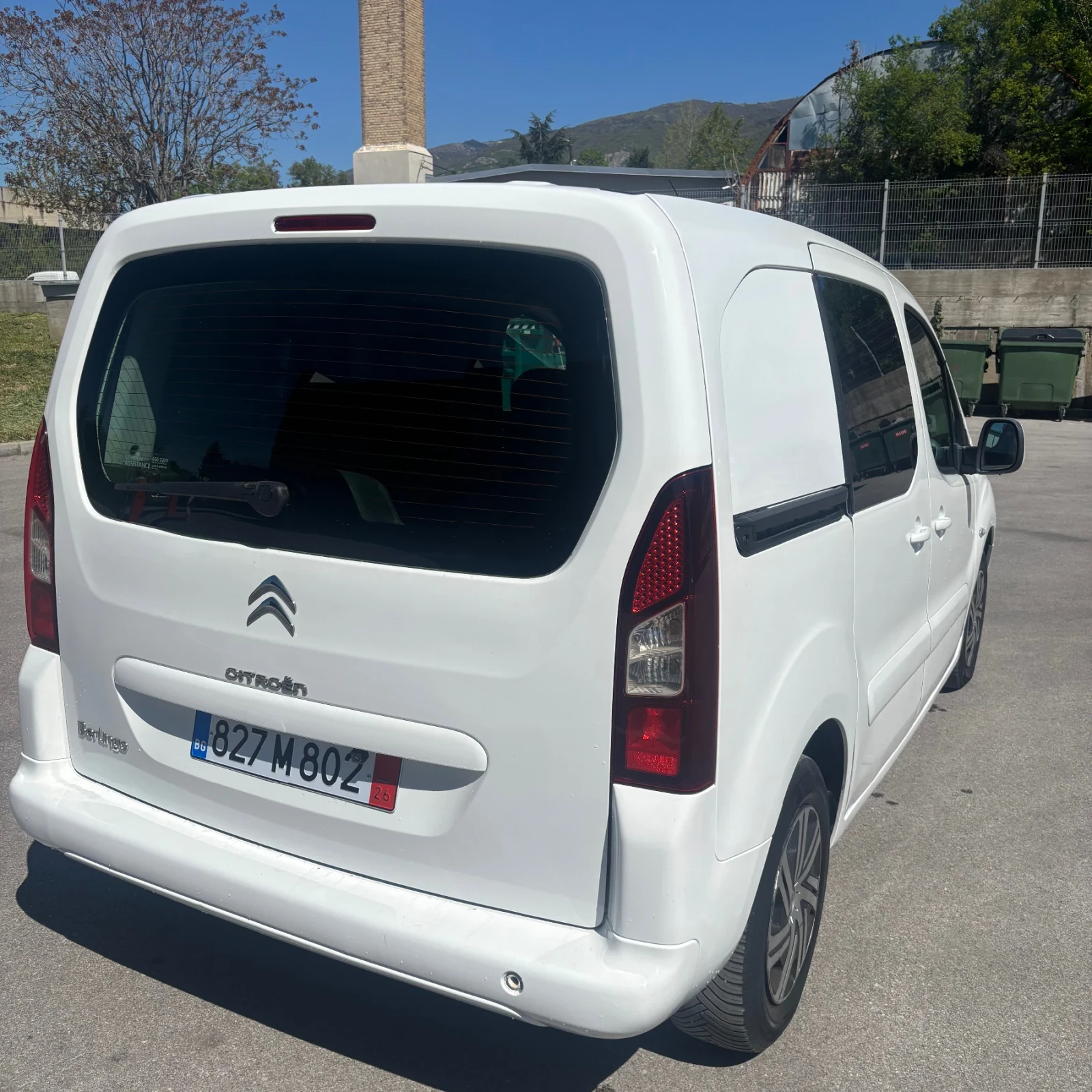 Citroen Berlingo 1.6 92к.с. Евро5, снимка 8 - Автомобили и джипове - 54407193