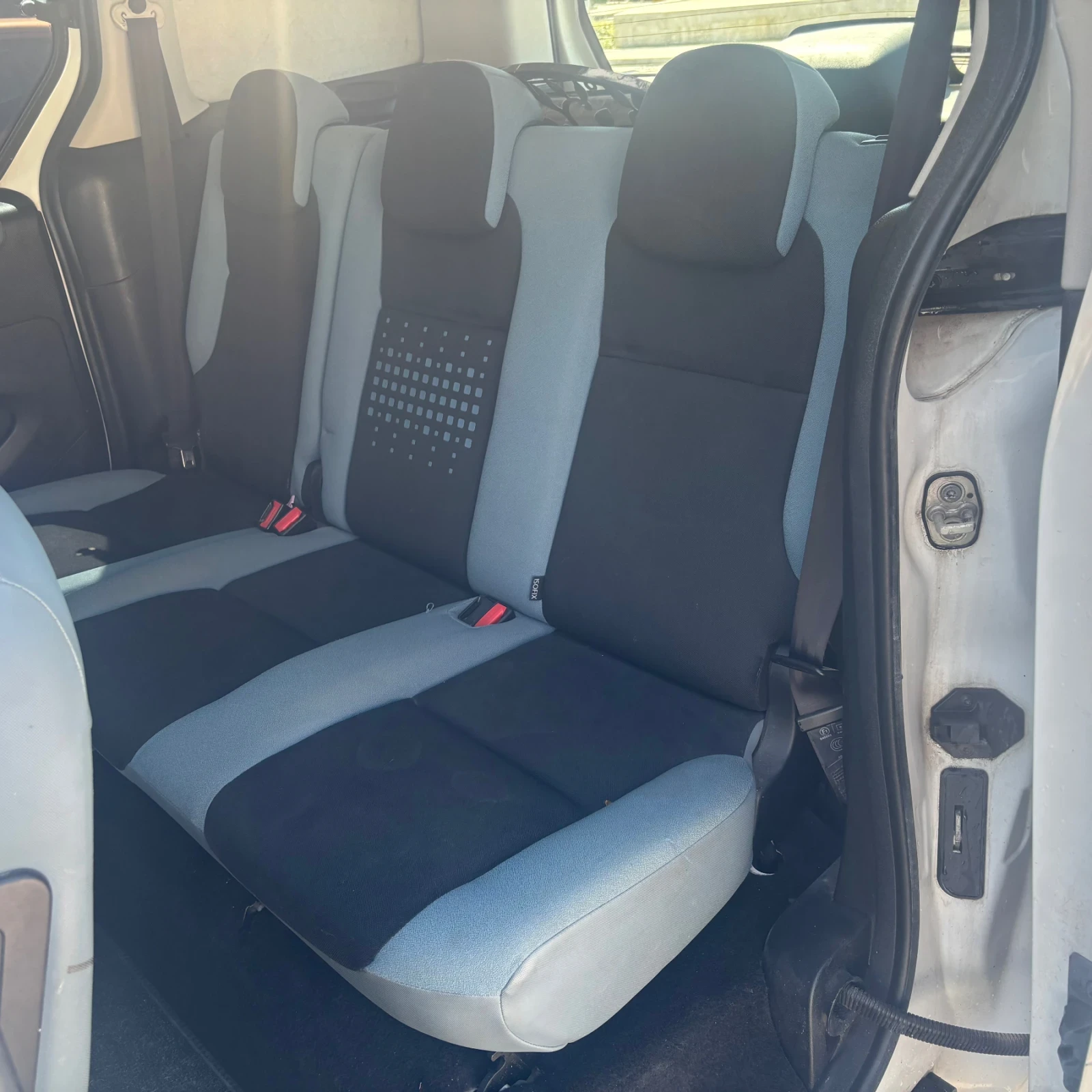 Citroen Berlingo 1.6 92к.с. Евро5, снимка 12 - Автомобили и джипове - 54407193