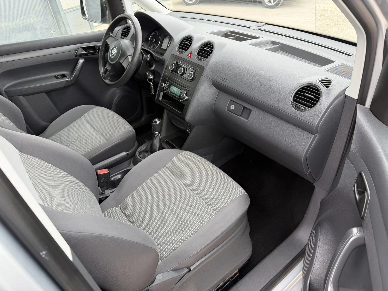 VW Caddy 2.0TDI 110PS 4X4 EVRO 5 B | Mobile.bg � ����������� 13