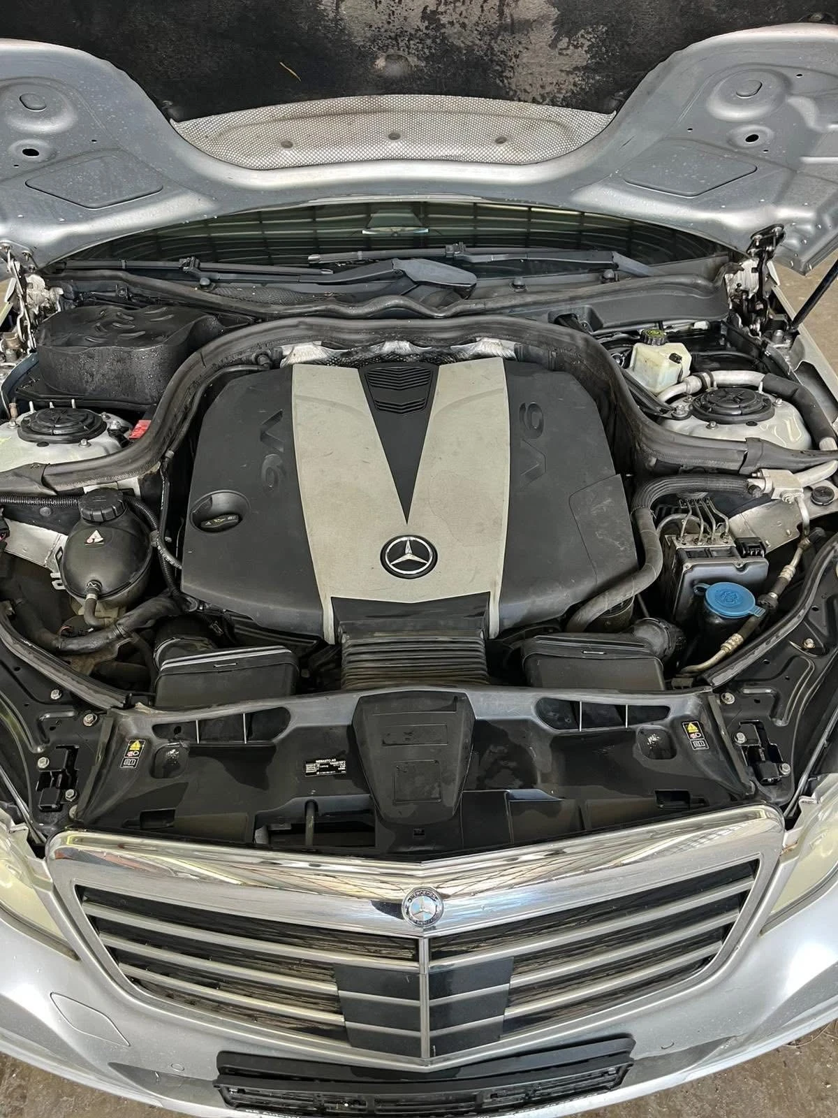 Mercedes-Benz E 350 4 matic, снимка 4 - Автомобили и джипове - 55145565
