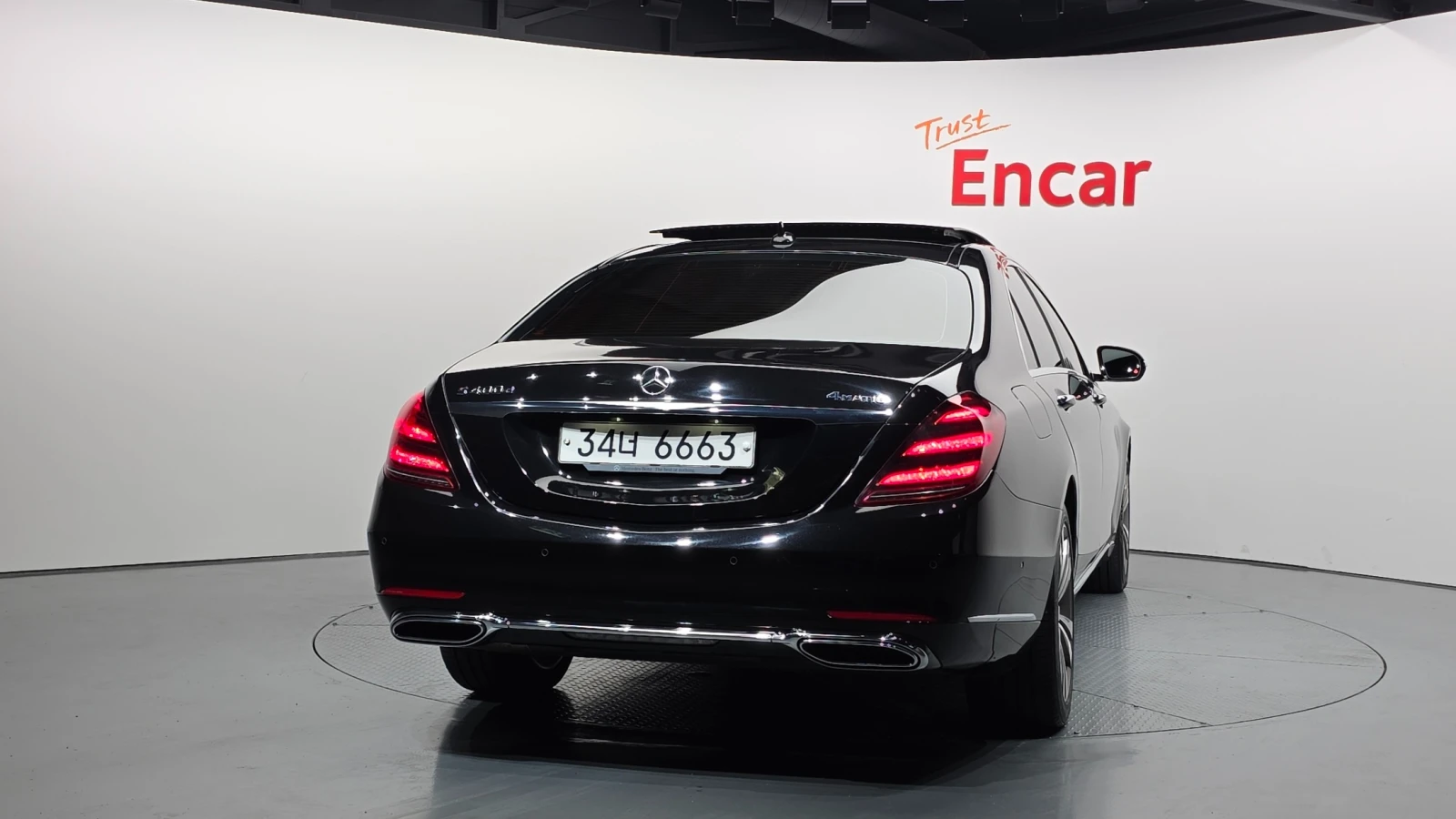 Mercedes-Benz S 400 D* Navi* Burmester* Pano* 360, снимка 3 - Автомобили и джипове - 55279648