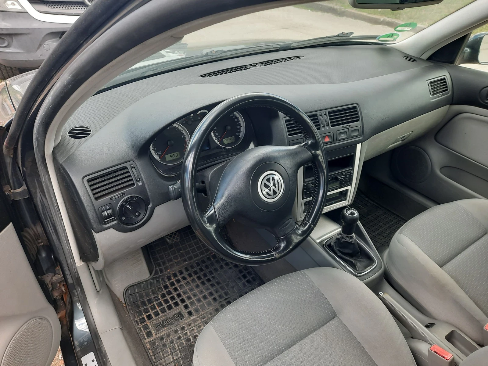 VW Bora, снимка 5 - Автомобили и джипове - 55287890