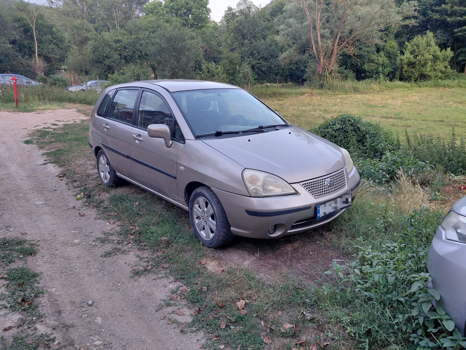 Suzuki Liana