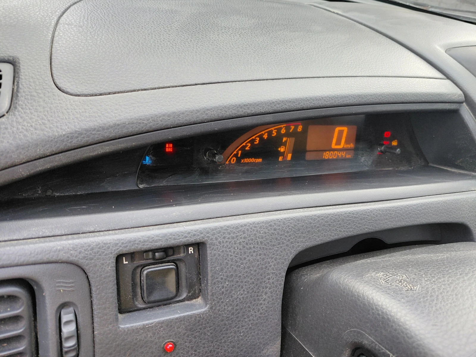 Suzuki Liana | Mobile.bg � ����������� 4