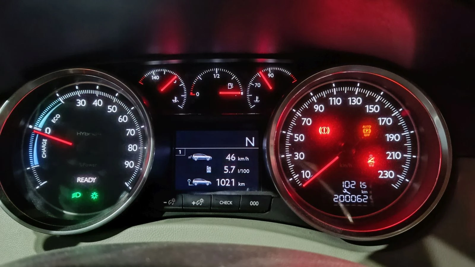 Peugeot 508 2.0HDI-HYBRID-4X4, снимка 12 - Автомобили и джипове - 55440241