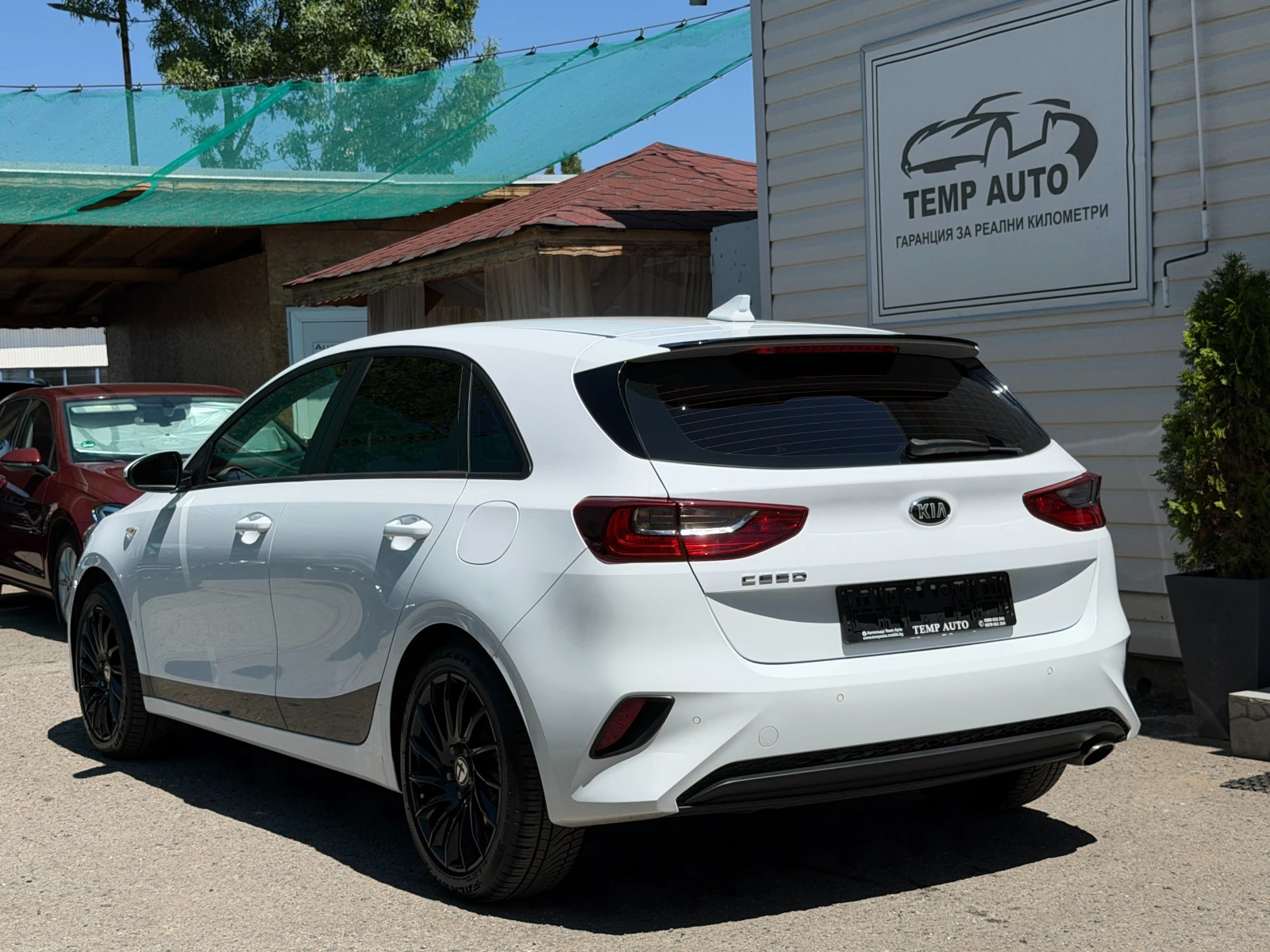 Kia Ceed 1.4i* 100�.�.* � ����� �������� ������� | Mobile.bg � ����������� 5