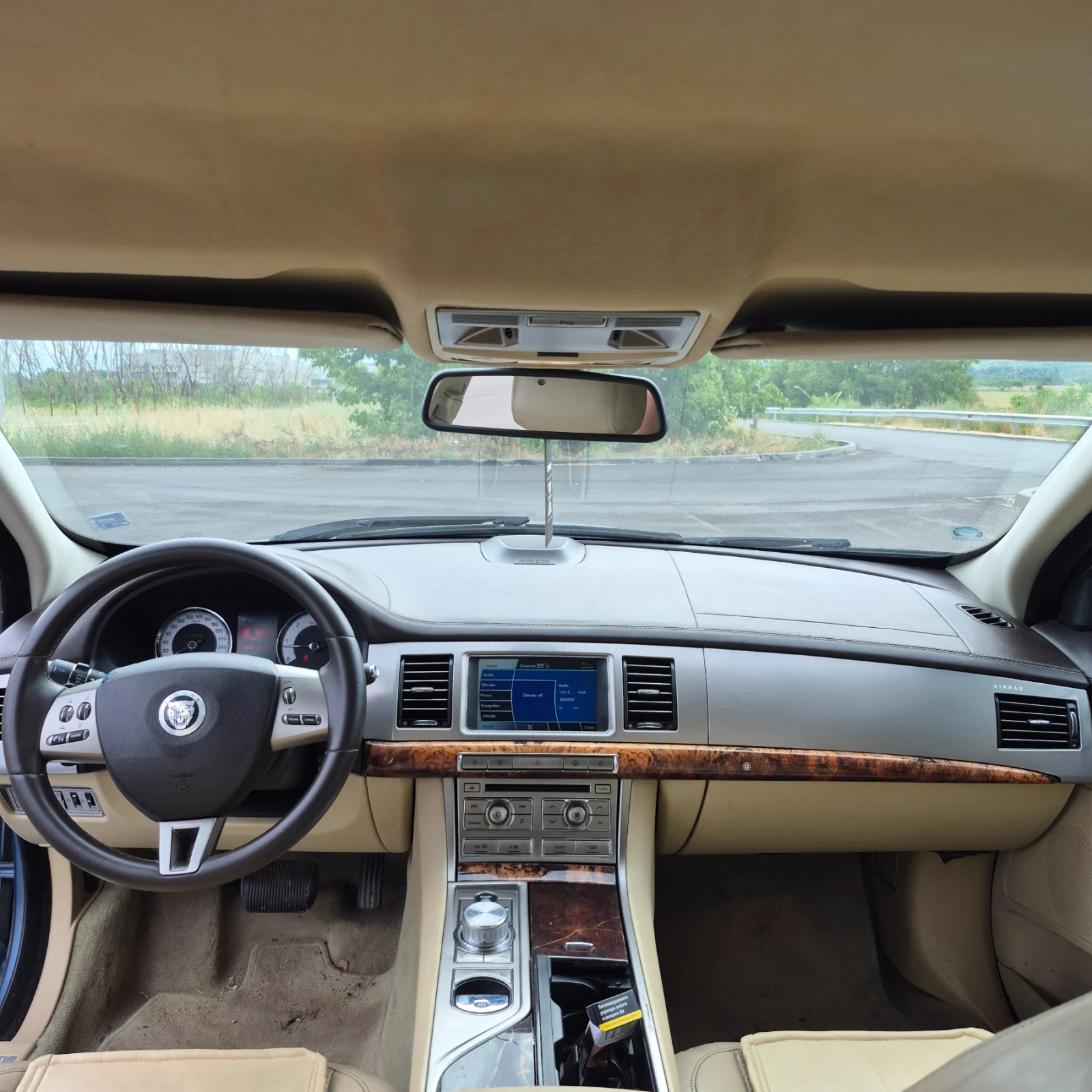 Jaguar Xf 2.7 D, снимка 9 - Автомобили и джипове - 55734288