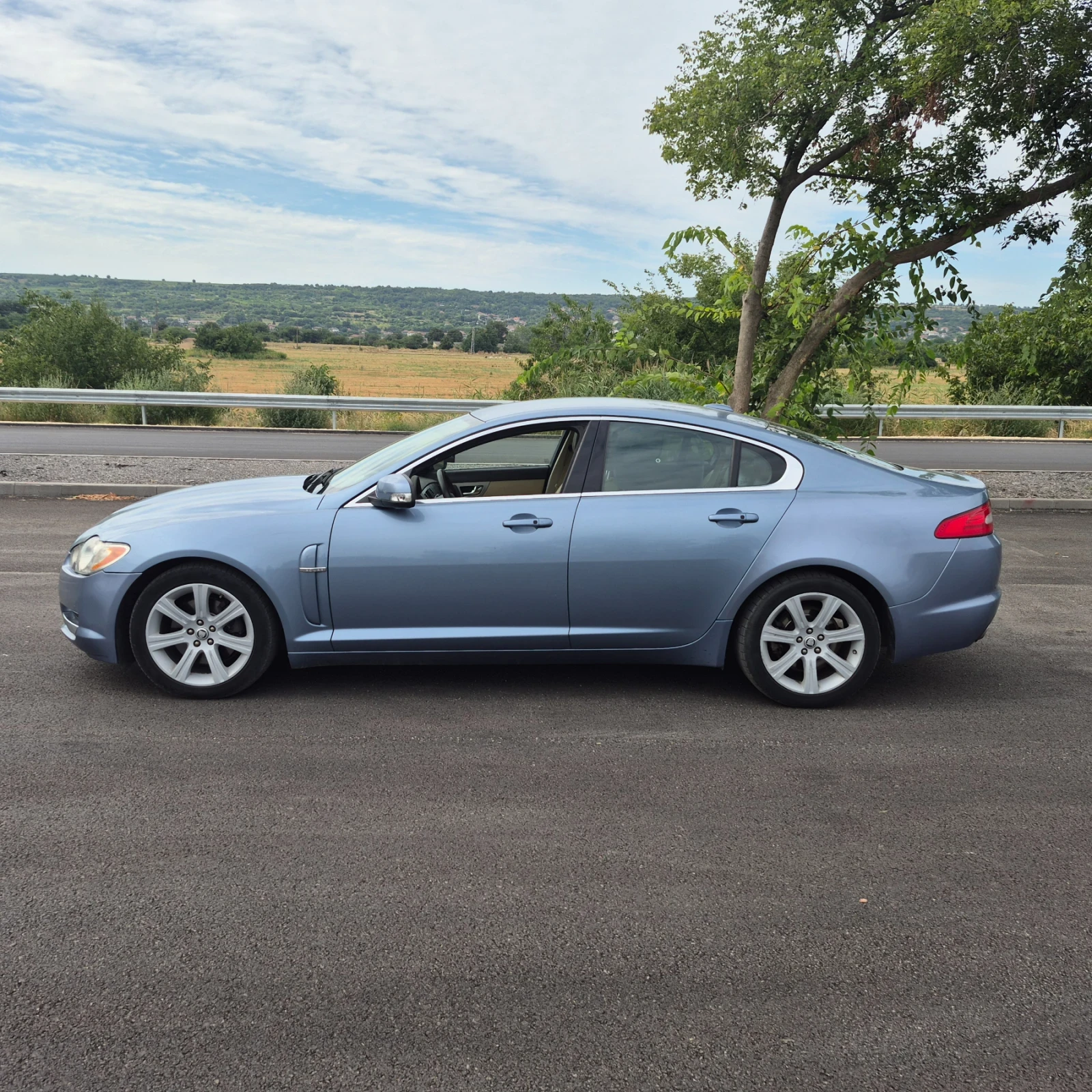 Jaguar Xf 2.7 D, снимка 6 - Автомобили и джипове - 55734288