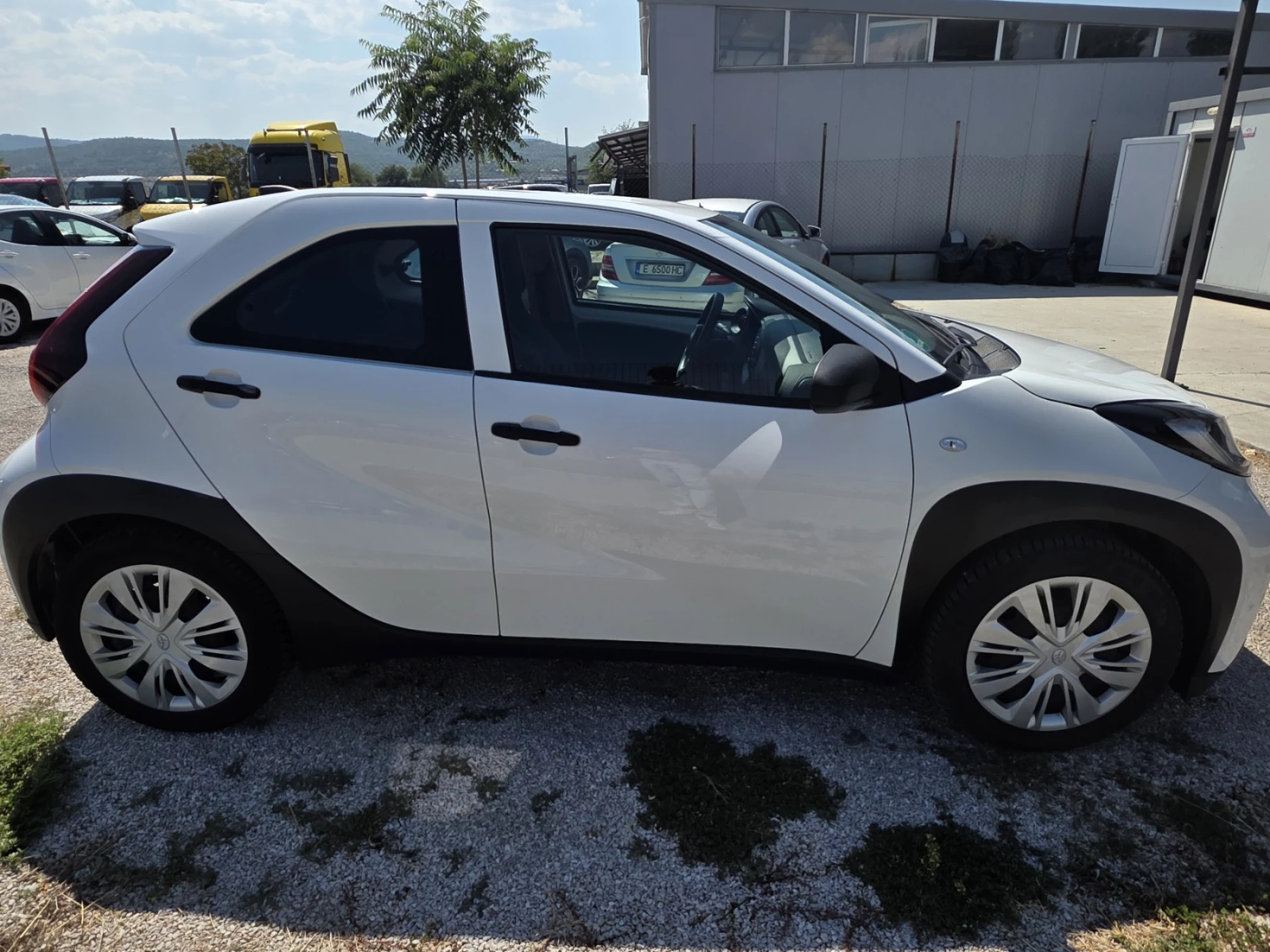 Toyota Aygo X, снимка 4 - Автомобили и джипове - 55750994