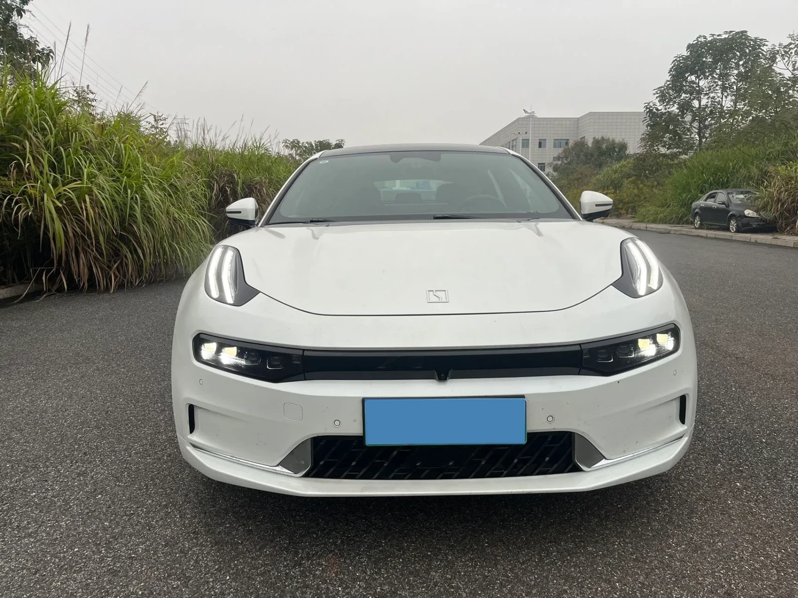 Zeekr 001  100KWH 741km, снимка 2 - Автомобили и джипове - 56733428