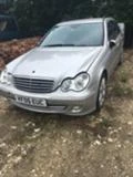 Mercedes-Benz C 220 комби фейс,ксенон,теглич,, снимка 3