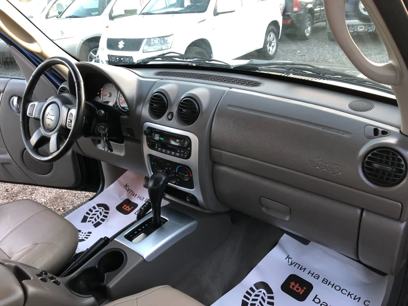 Jeep Cherokee 3.7 LIMITED ГЪРЦИЯ, снимка 17 - Автомобили и джипове - 48058873