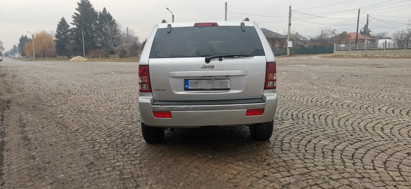 Jeep Grand cherokee 5.7 HEMI V8, снимка 9 - Автомобили и джипове - 48586880