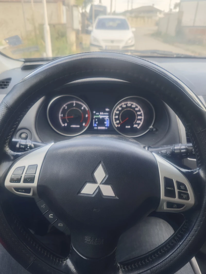 Mitsubishi Outlander 2.2 did Facelift, снимка 11 - Автомобили и джипове - 52163603