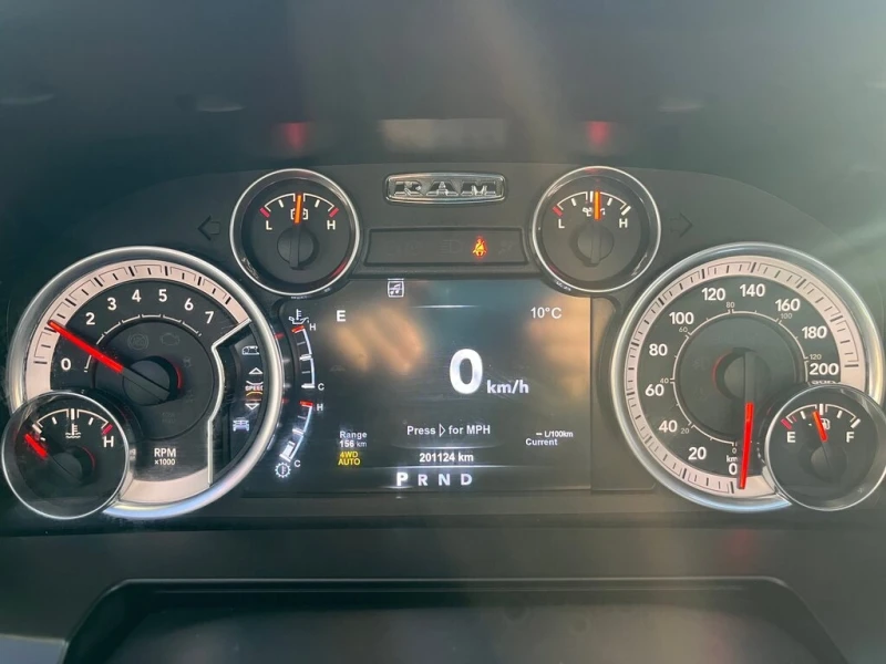 Dodge RAM 1500 * Sport V8 HEMI * CARFAX * ФИНАНСИРАНЕ, снимка 13 - Автомобили и джипове - 52706096