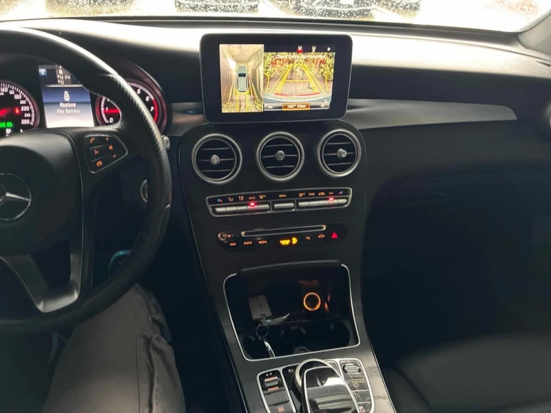 Mercedes-Benz GLC 300 2016 4MATIC * ПРЕДСТАВИТЕЛСТВО НА MERCEDES * , снимка 9 - Автомобили и джипове - 53288009