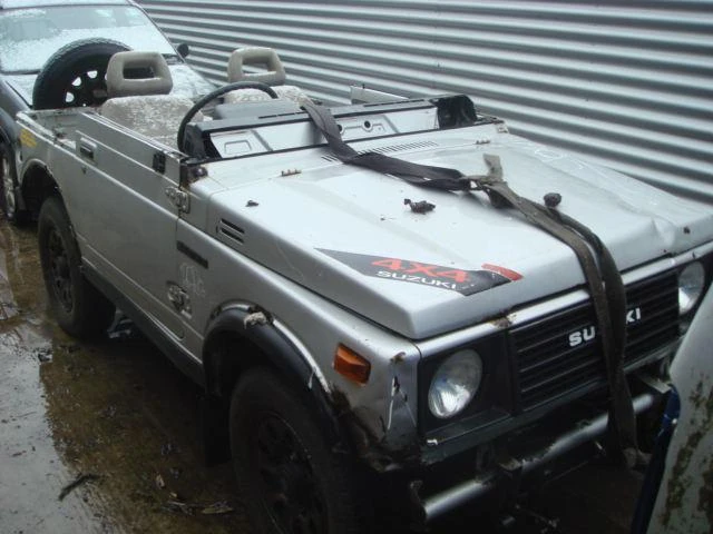 Suzuki Samurai 1.3 5 speed, снимка 4 - Автомобили и джипове - 46834225