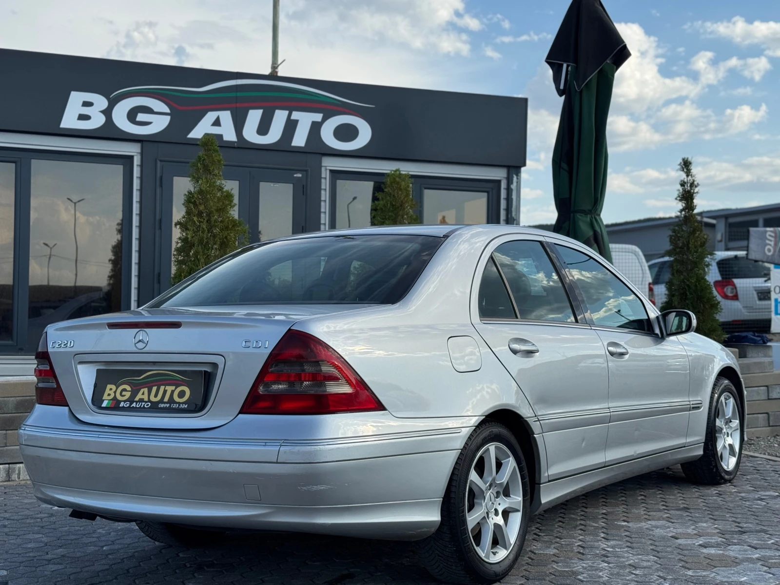 Mercedes-Benz C 220 * 2.2-150* ИТАЛИЯ* КОЖА* НАВИГАЦИЯ* ФЕЙСЛИФТ*  - изображение 4