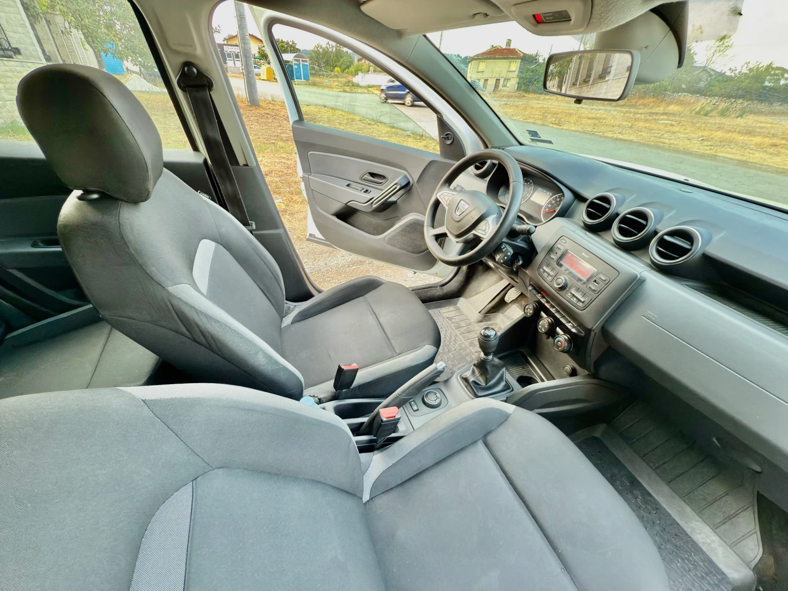 Dacia Duster 1.5d 4x4 98.000км БАРТЕР - изображение 9