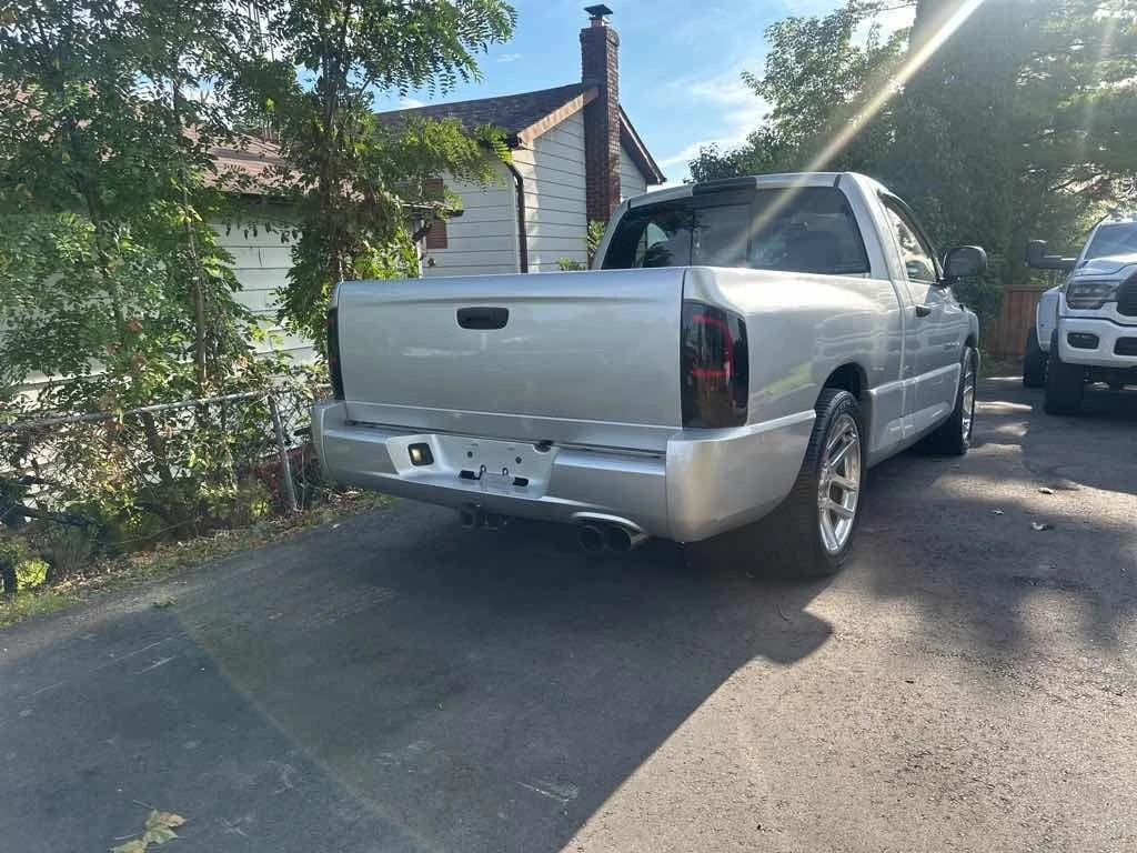 Dodge Ram SRT 10  CARFAX - изображение 3