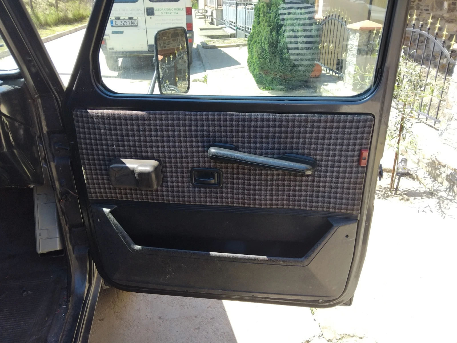 Mercedes-Benz G, снимка 3 - Автомобили и джипове - 54489124