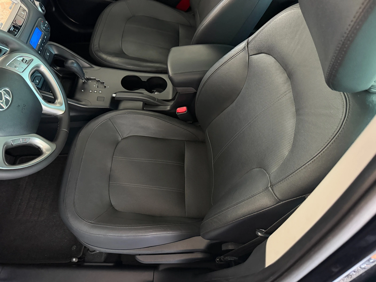 Hyundai IX35 2.0i-163�.�.* 4x4* � ����� �������� ������� | Mobile.bg � ����������� 7