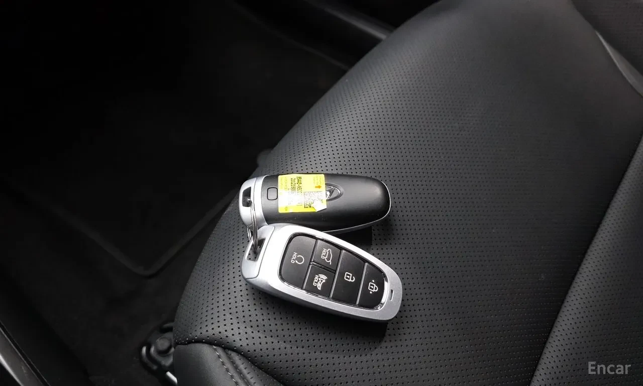 Hyundai Tucson Hybrid (NX4) Premium, снимка 17 - Автомобили и джипове - 54605393