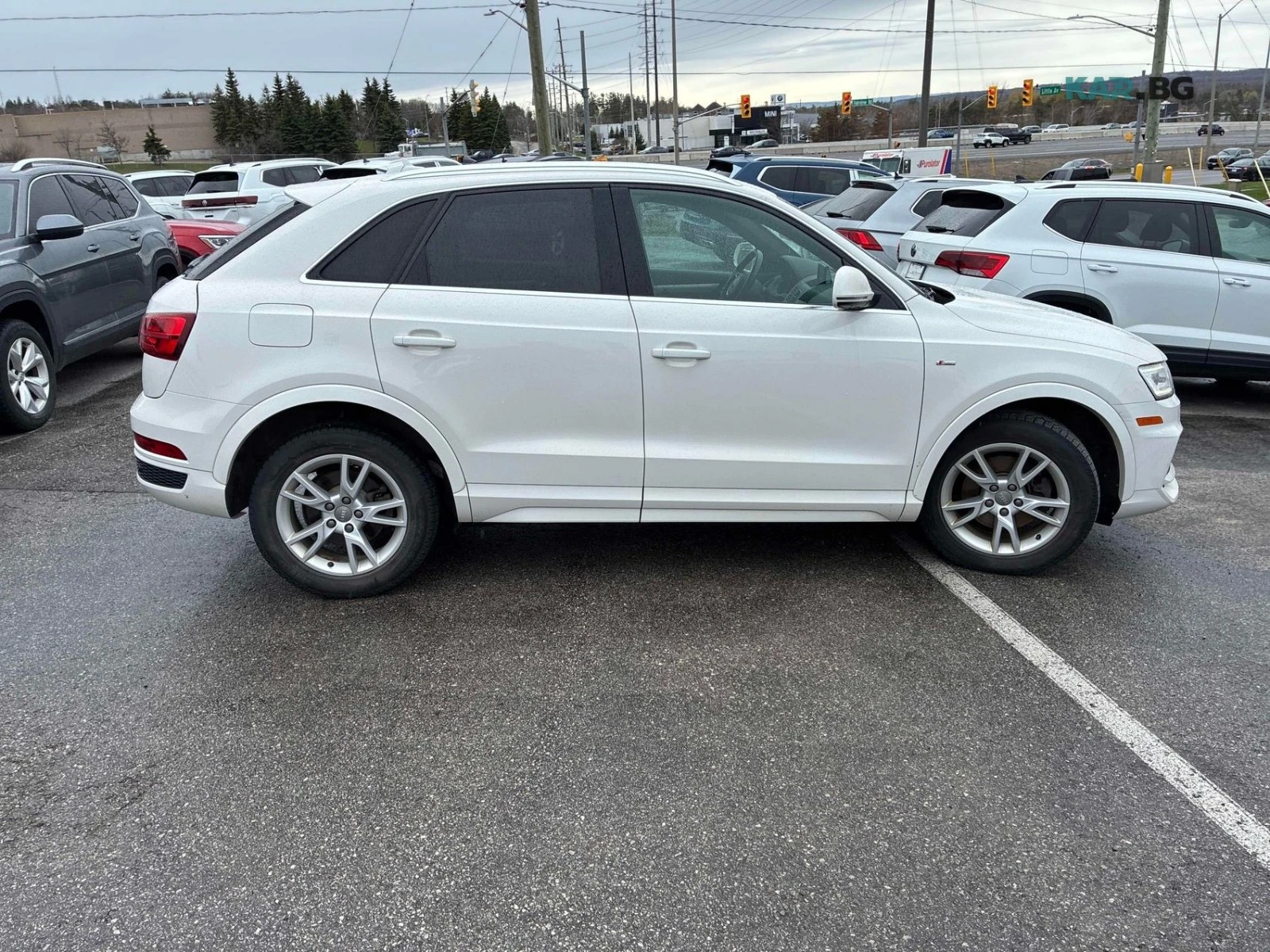 Audi Q3 Technik * АвтоКредит* (ЦЕНА ДО БГ), снимка 4 - Автомобили и джипове - 54633970