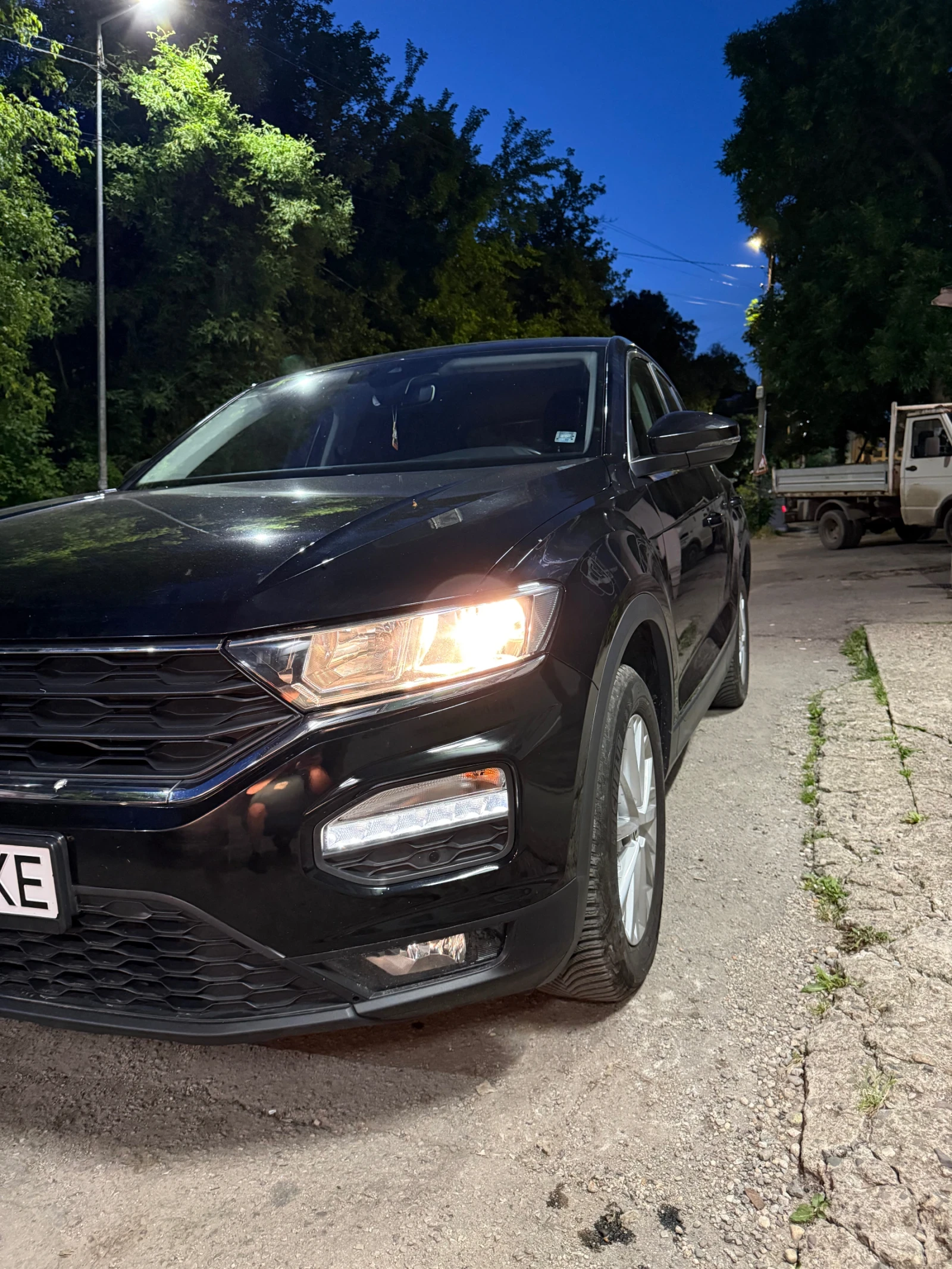 VW T-Roc, снимка 15 - Автомобили и джипове - 55056097