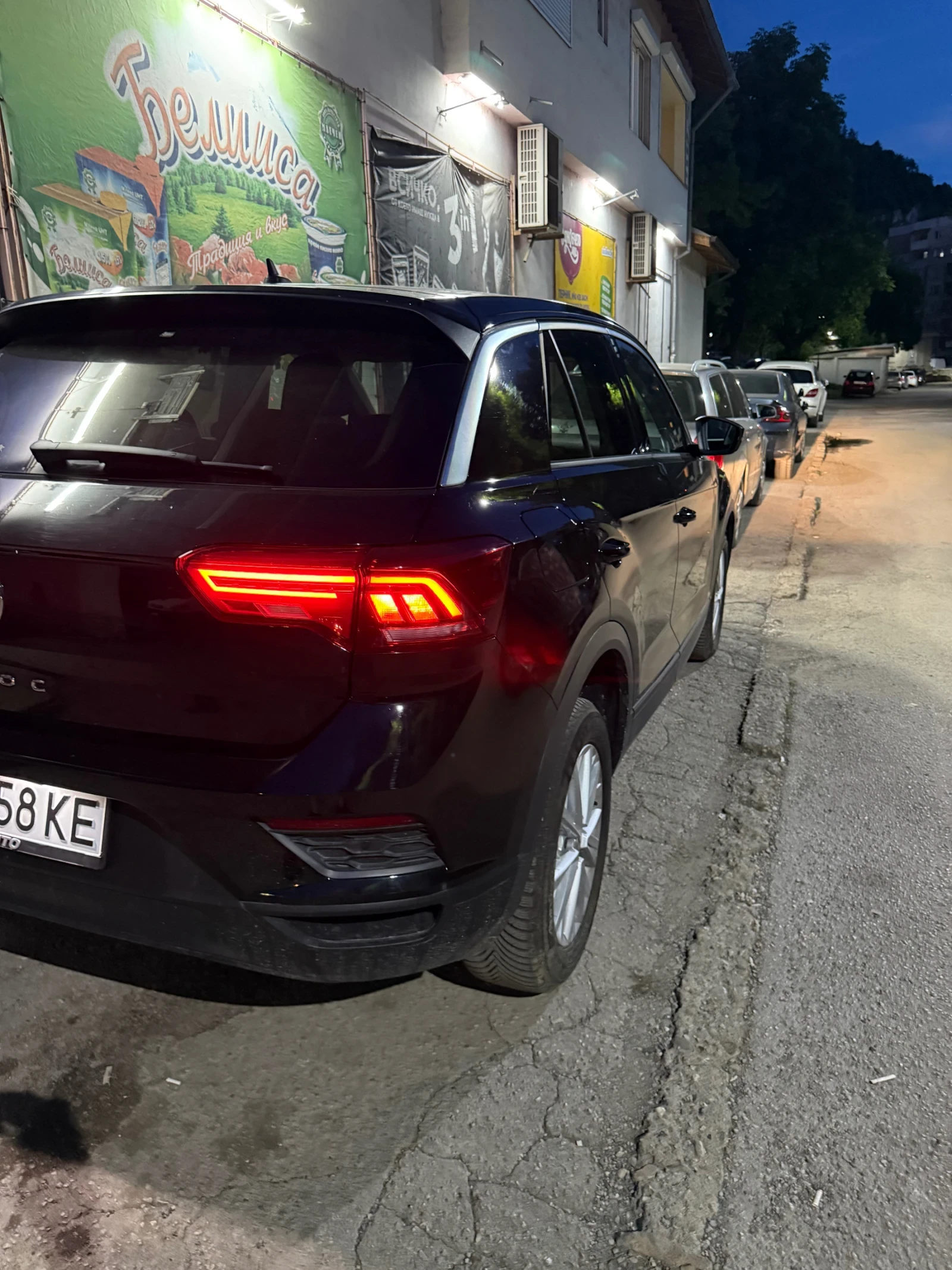 VW T-Roc, снимка 3 - Автомобили и джипове - 55056097