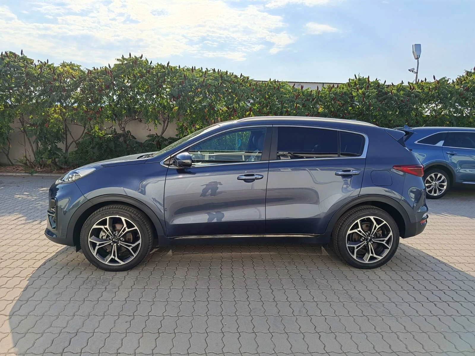 Kia Sportage 2.0 MPI, снимка 2 - Автомобили и джипове - 55796169