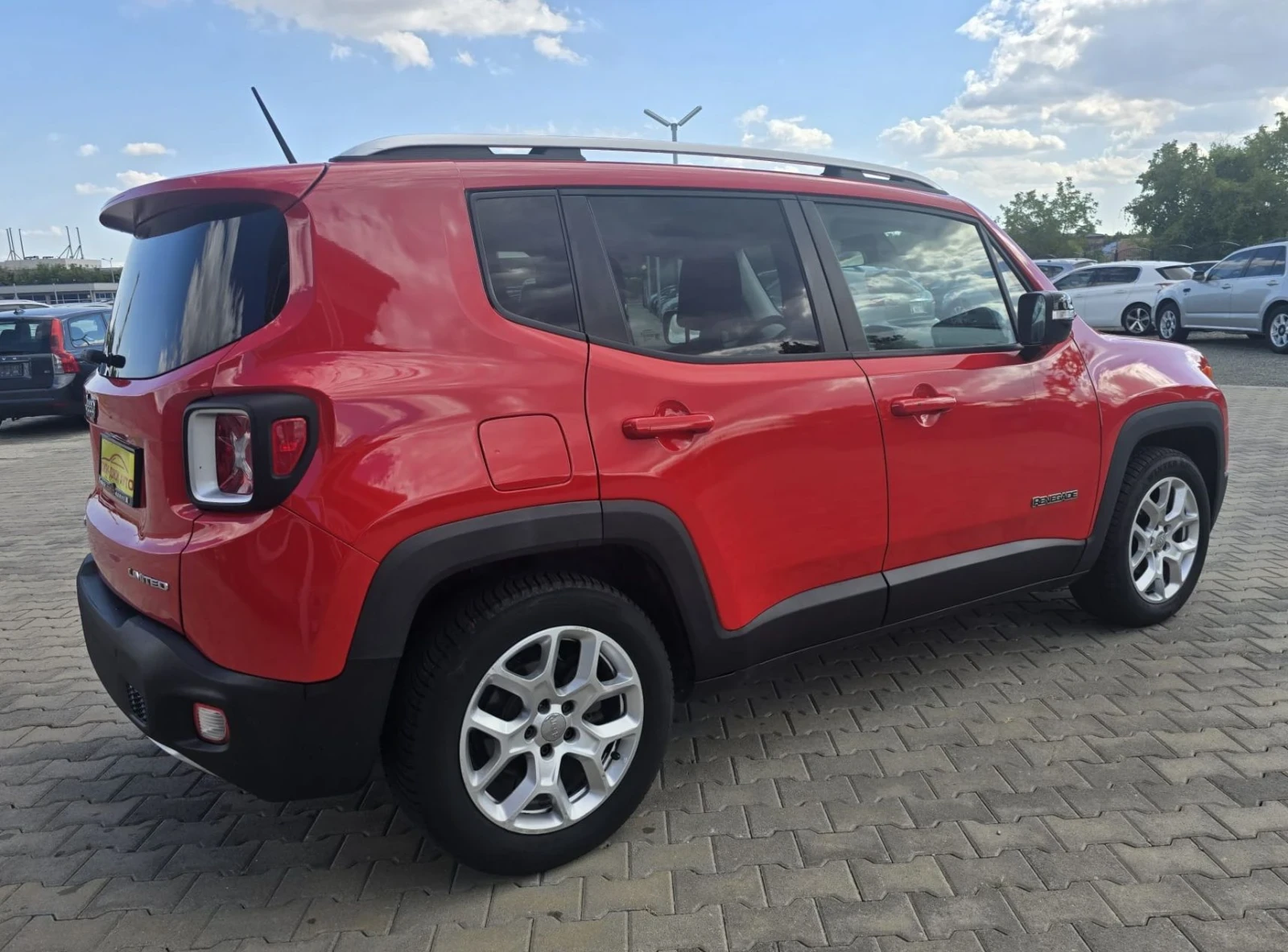 Jeep Renegade 1.6m.jet | Mobile.bg � ����������� 4