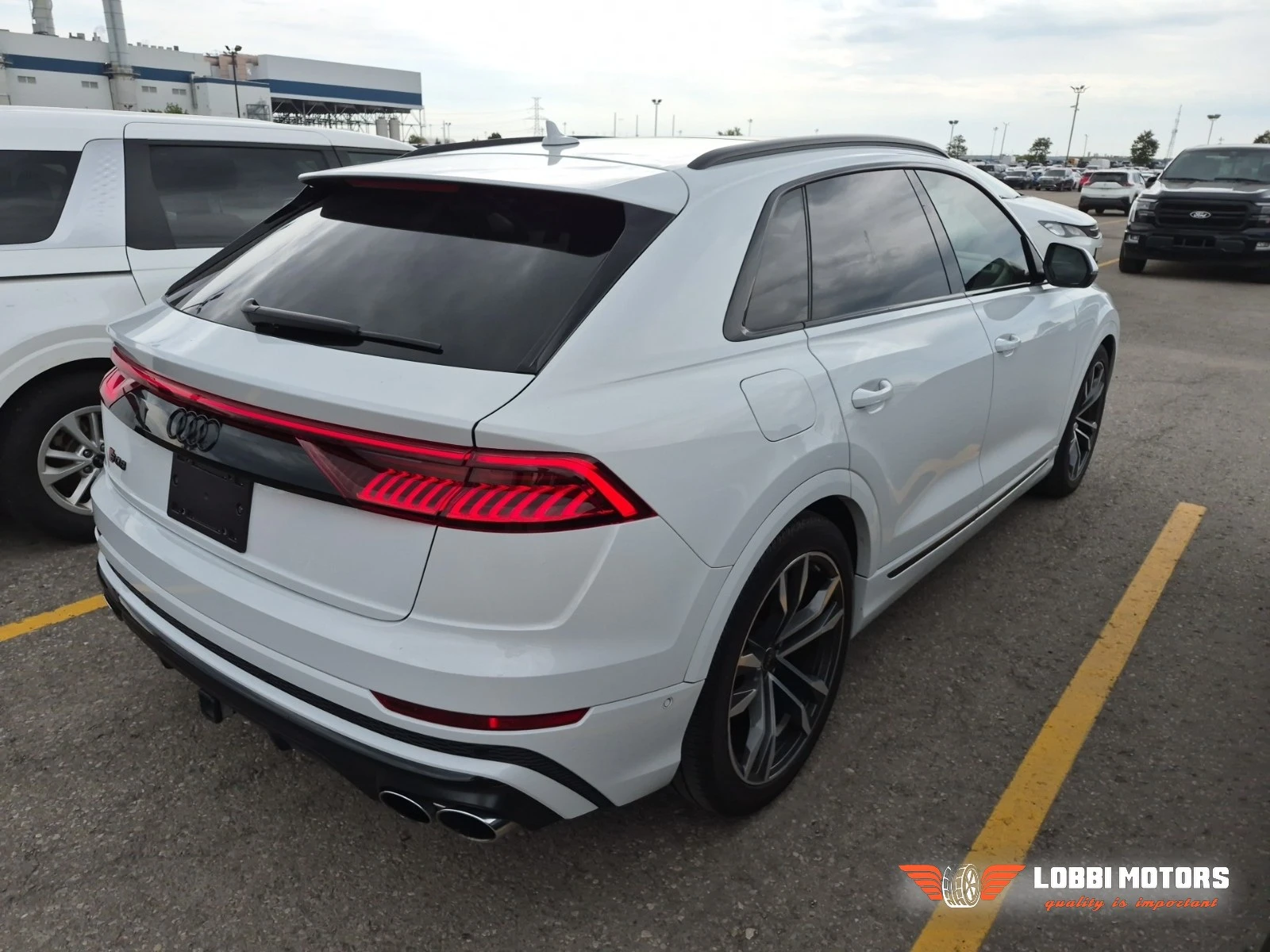 Audi SQ8 | Mobile.bg � ����������� 3