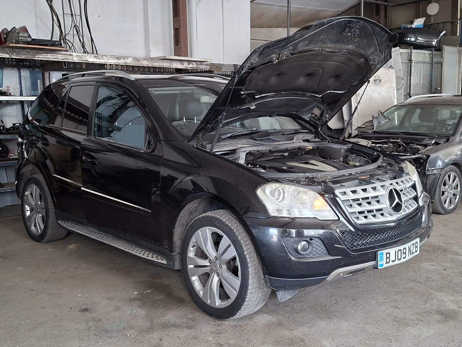 Mercedes-Benz ML Фейс, снимка 3 - Автомобили и джипове - 56438908