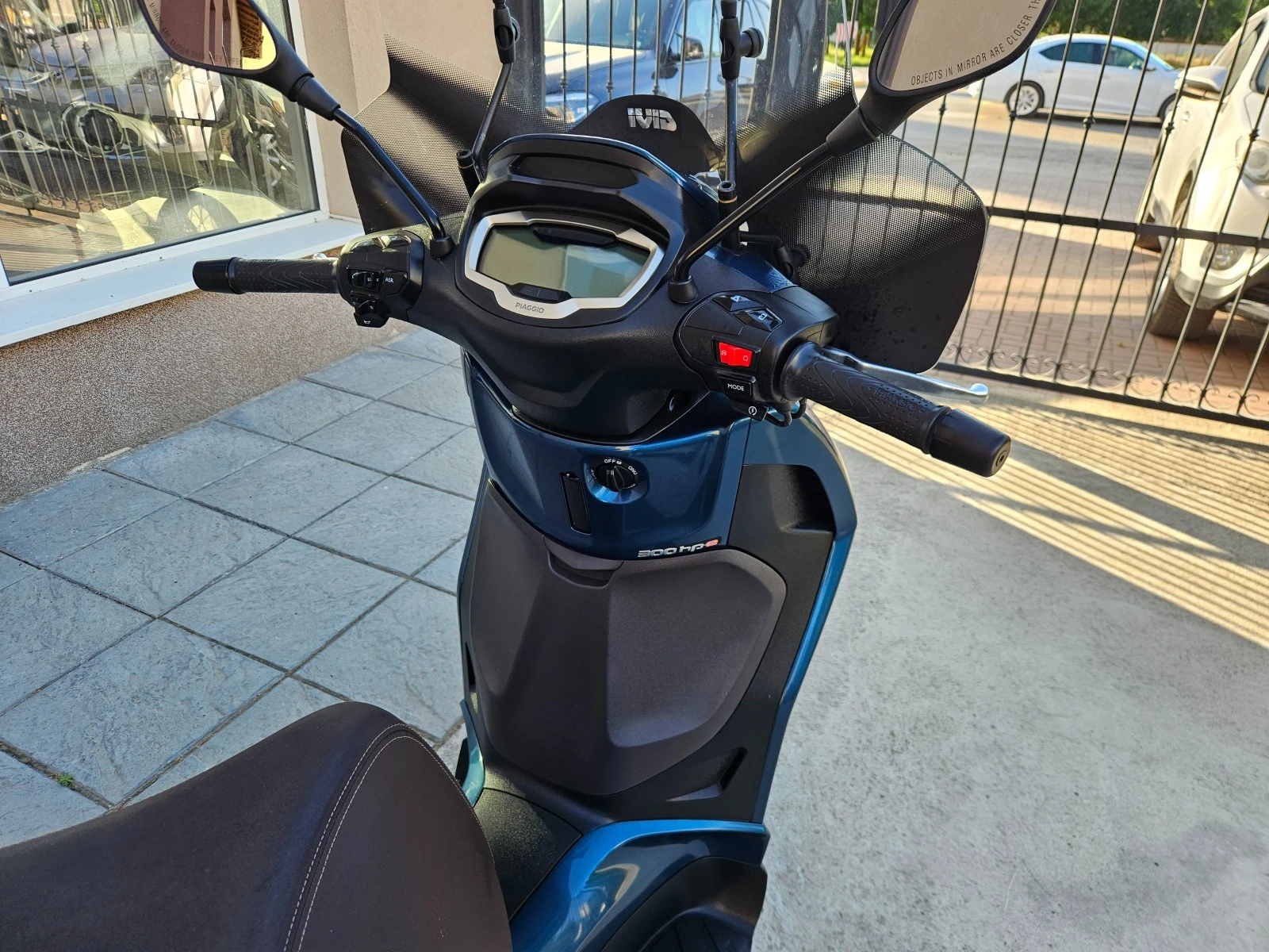 Piaggio Beverly 300ie, HPE, ABS-ASR, 03.2023г. - изображение 10