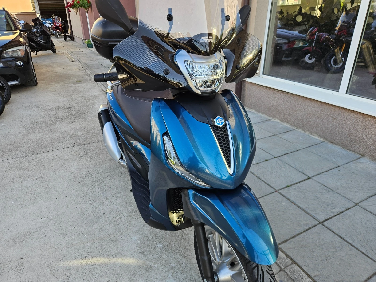 Piaggio Beverly 300ie, HPE, ABS-ASR, 03.2023г. - изображение 9