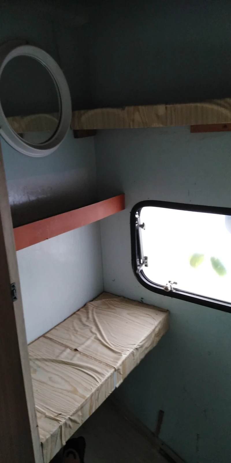 Каравана Adria L 450qr , снимка 13 - Каравани и кемпери - 52283672