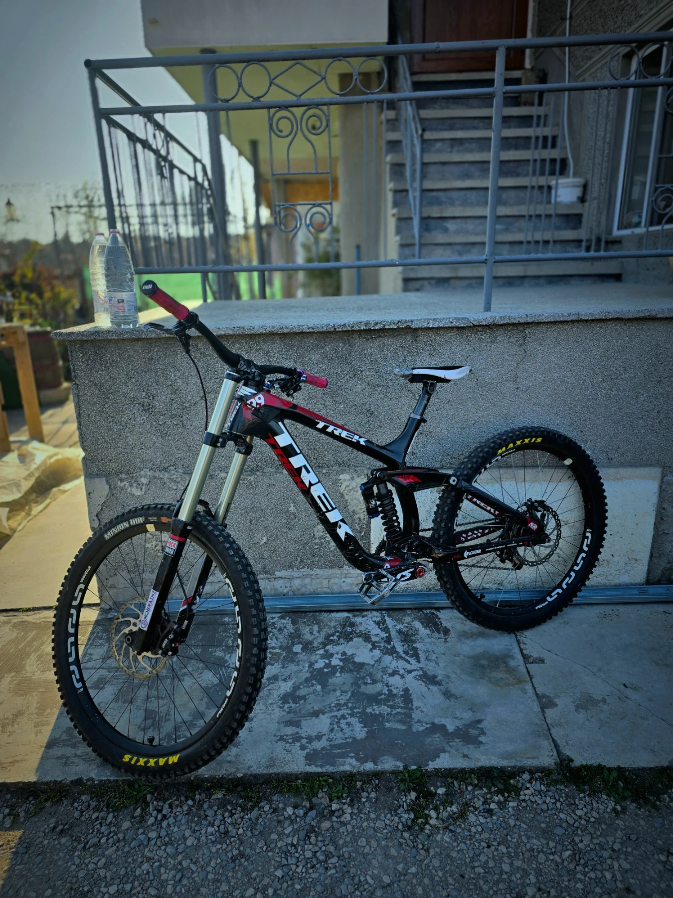  Session 9.9 carbon  | Mobile.bg   1